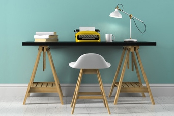 Schreibtische & Kabinette